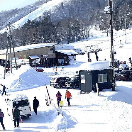 白馬パウダーマウンテン Hotel Hakuba Exterior foto
